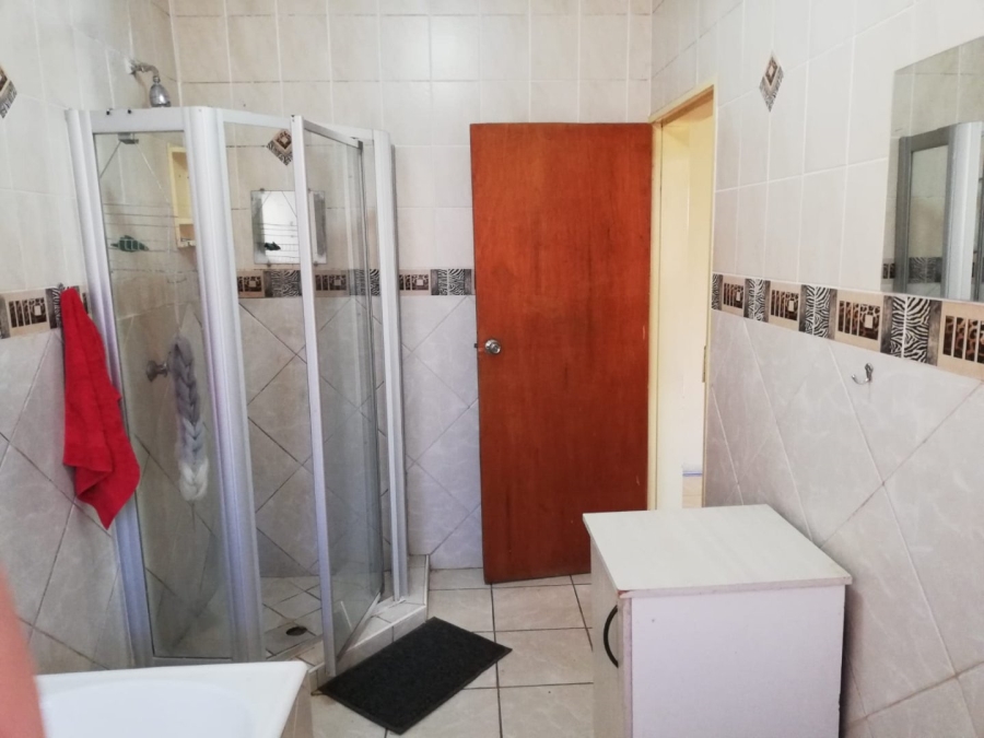  Bedroom Property for Sale in Stilfontein Ext 4 North West